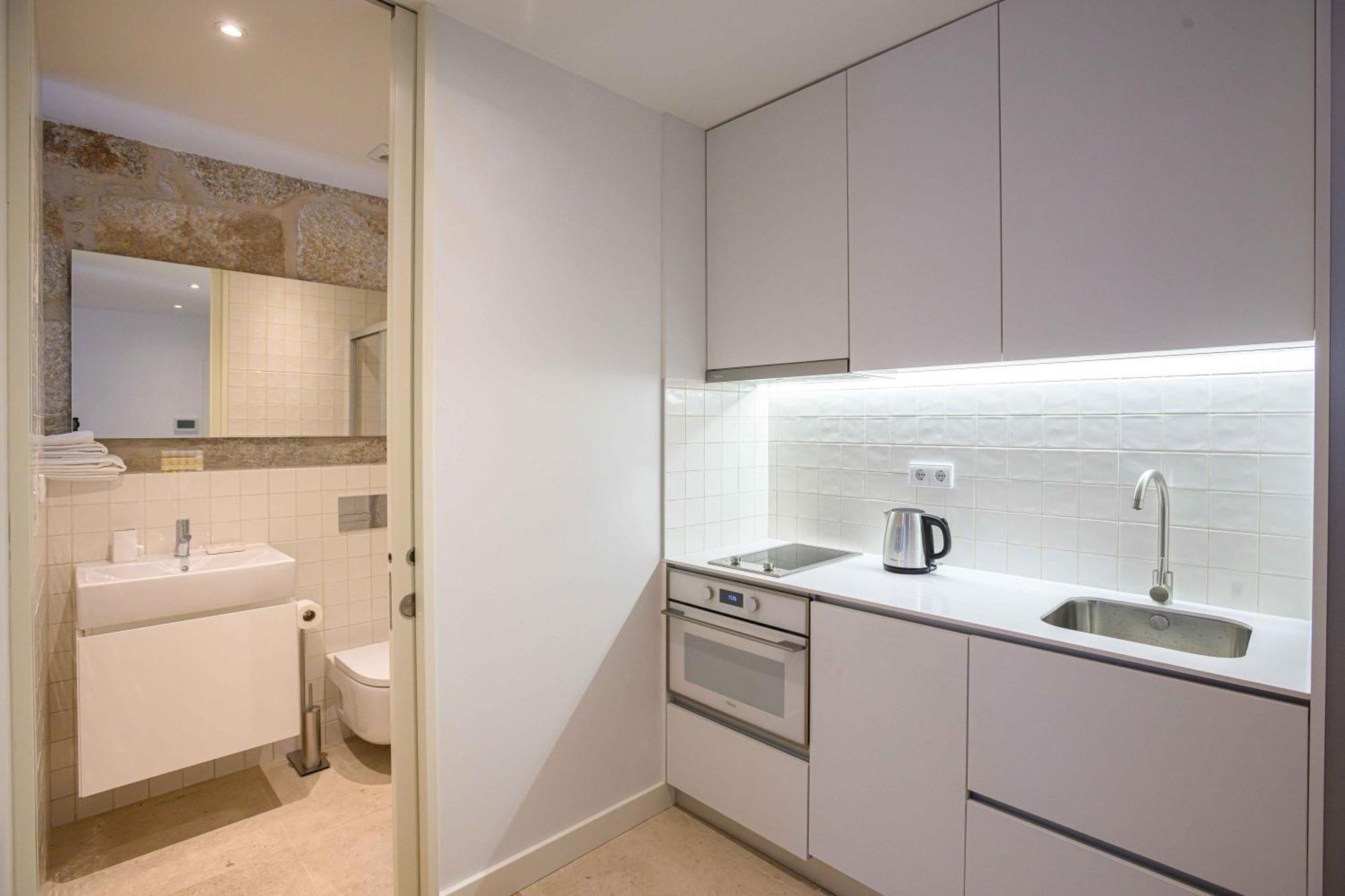Pause Apartments Porto Bilik gambar