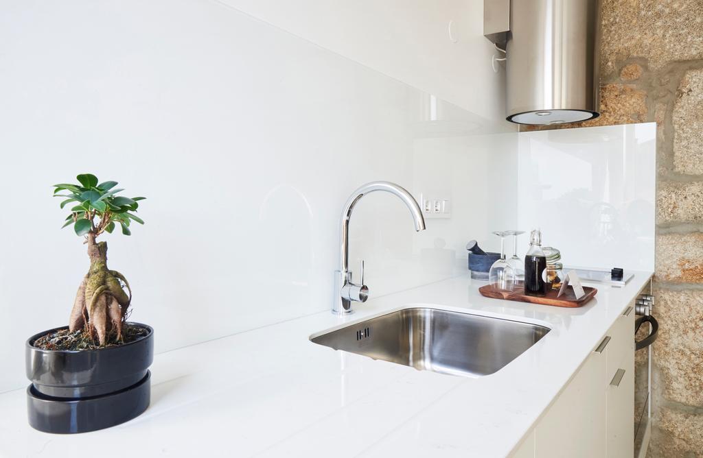Pause Apartments Porto Bilik gambar